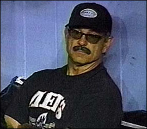 bobby_valentine_fake_mustache.jpg