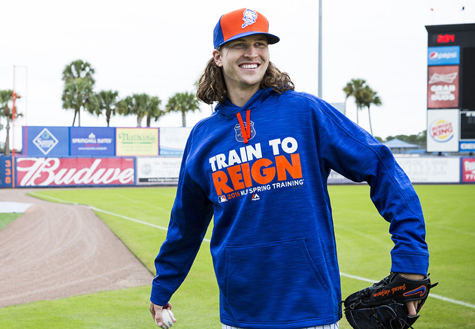 Mets Unveil New Spring Training Jersey 