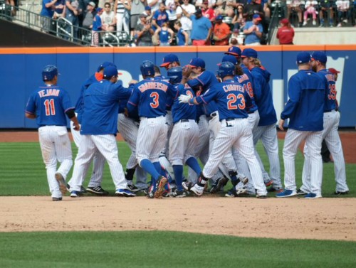 MMO Game Recap: Mets 2, Reds 1 (Game 1)