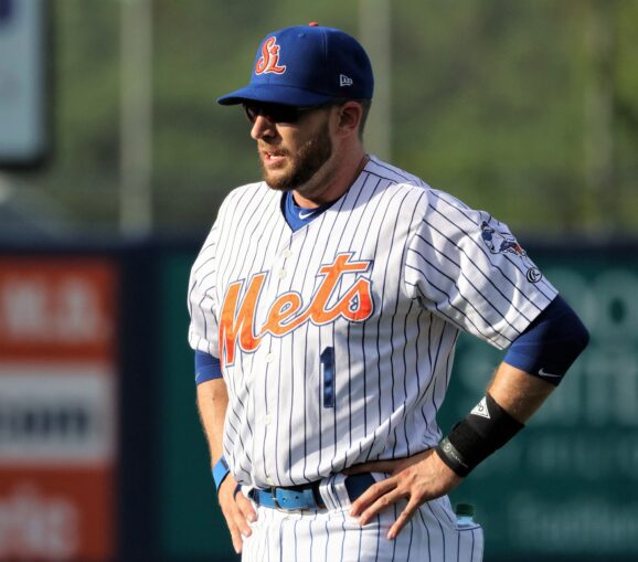 Jed Lowrie Doubles in Rehab Game for St. Lucie