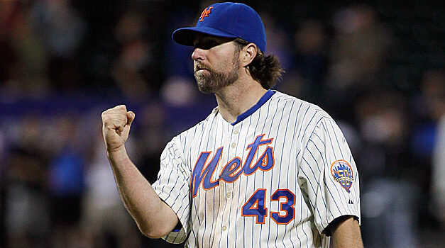 MMO Fan Shot: What Will the Mets Do With R.A. Dickey?