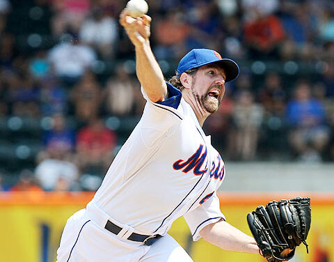 Sweet Sixteen For Dickey As Mets Defeat Astros, 3-1