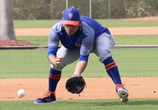 Should Mets Try Andres Gimenez in Center Field?