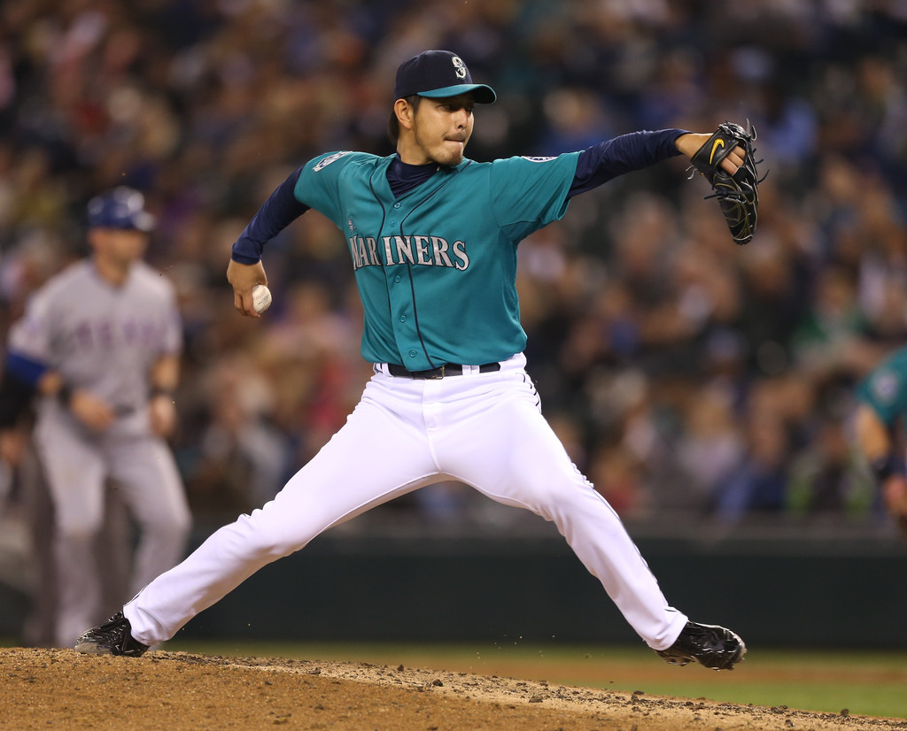 Hisashi+Iwakuma+Texas+Rangers+v+Seattle+Mariners+aJsVhMMUNiJx