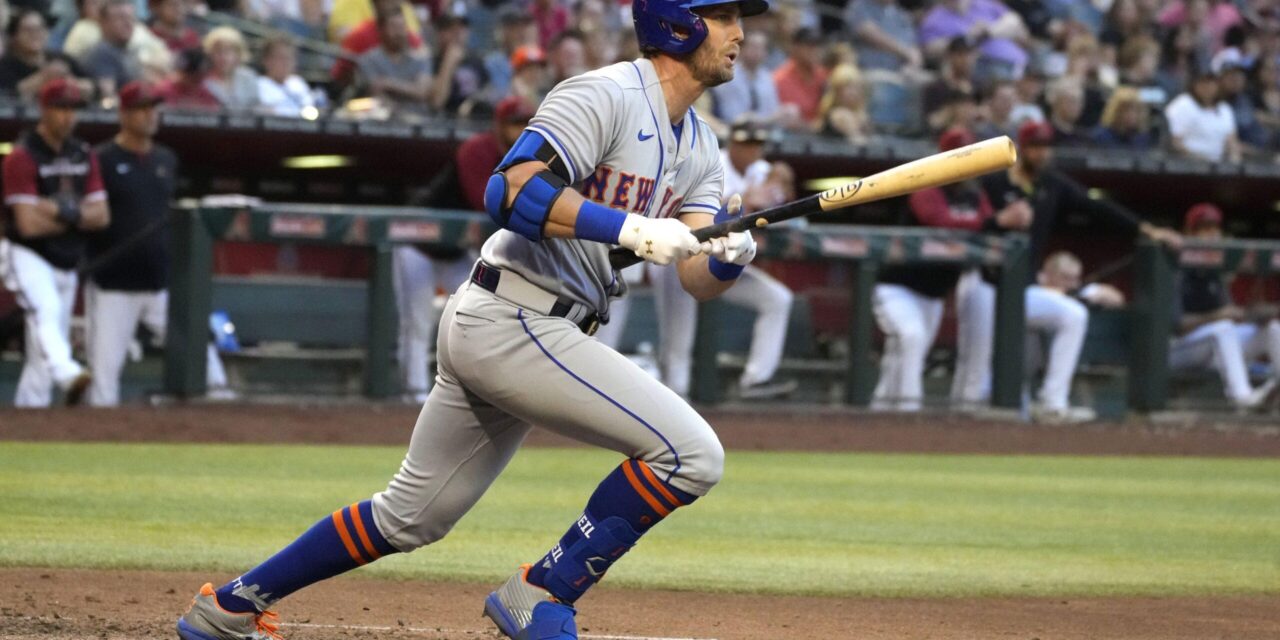 Jeff McNeil Closing In On Batting Title