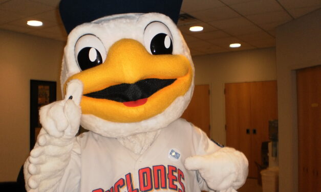 Hansel Robles Hurls A 4-0 Shutout As Cyclones Take Game One In NYPL Semi-Finals