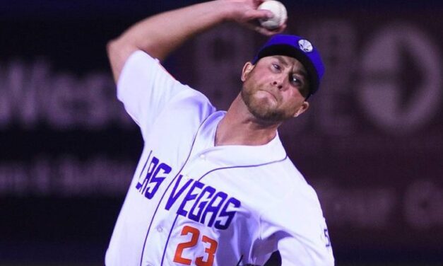 Mets Option Peterson to Make Room for RHP Chris Beck