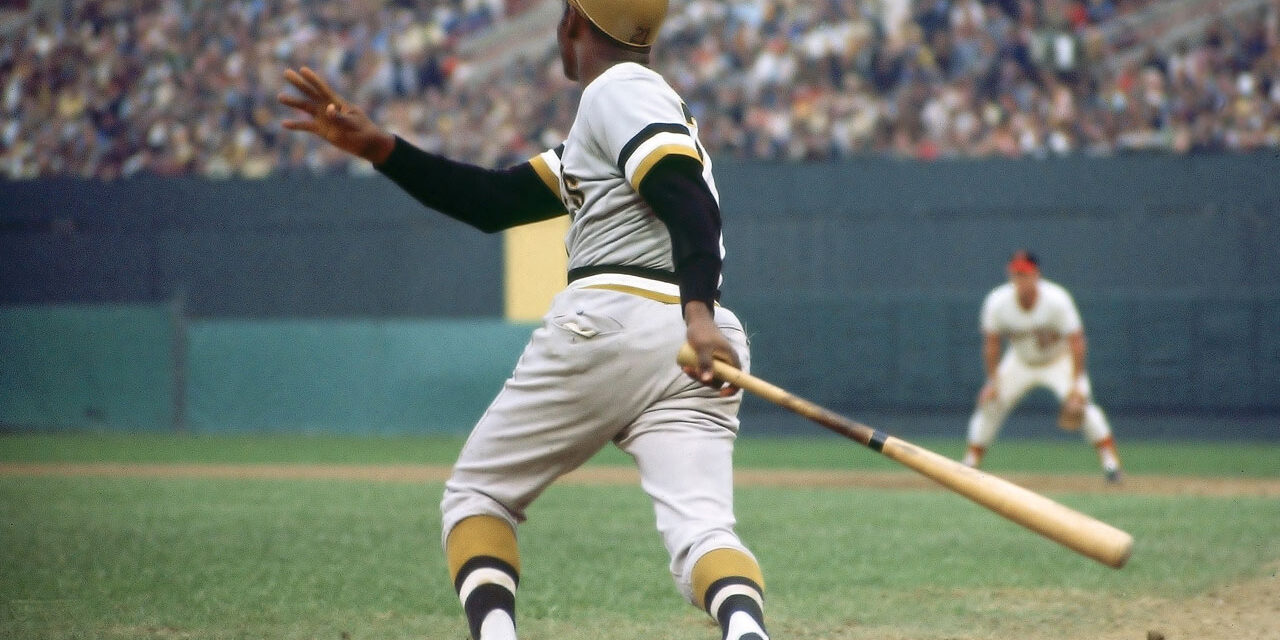 The Team That Changed Baseball: Roberto Clemente and the 1971 Pittsburgh  Pirates