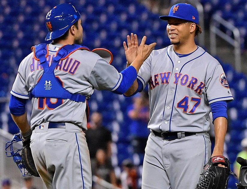 Hansel Robles Continues to Shine, Scoreless Streak at 14 Innings