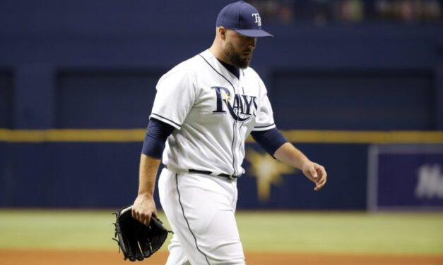 Phillies Sign Reliever Tommy Hunter For Two Years