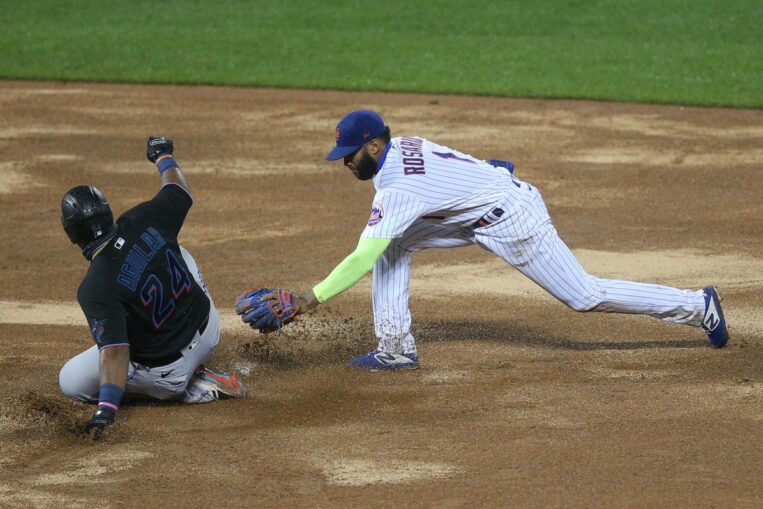 Mets Late Game Rally Falls Short in 4-3 Loss to Marlins