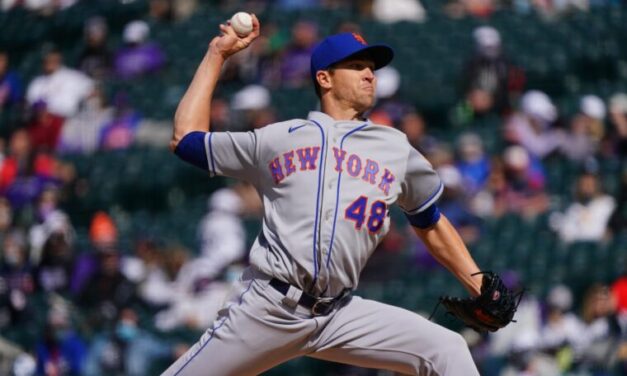Better Late Than Never, Mets Finally Support DeGrom, 4-3, in Game One Win