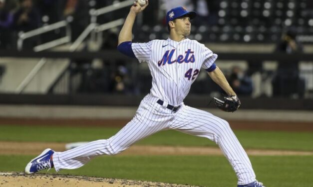 Jacob DeGrom Strikes Out 15 in Two-Hit Shutout