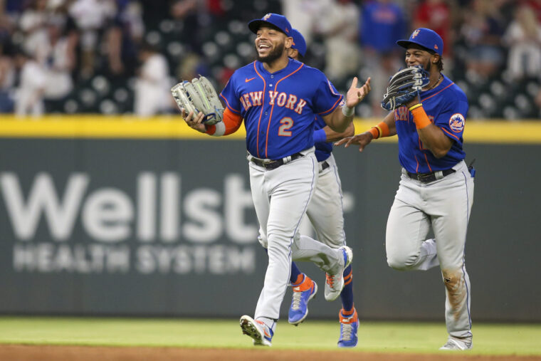 Dominic Smith Making Progress With Defense in Left Field This Season