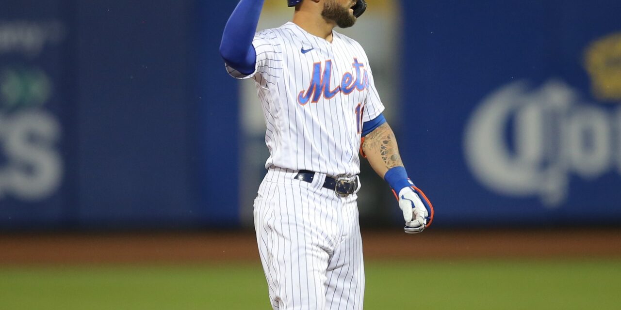 Mets Climb Back to .500 with Gutsy 6-2 Win Over Nats