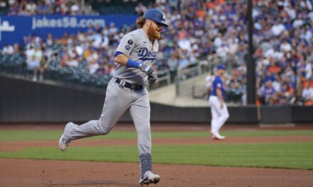Historical Look At Players The Mets Should Have Kept, Let Go