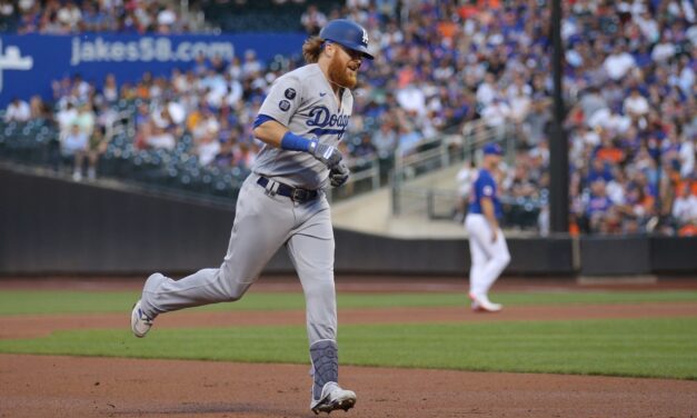 Report: Justin Turner Agrees To Deal With Boston Red Sox