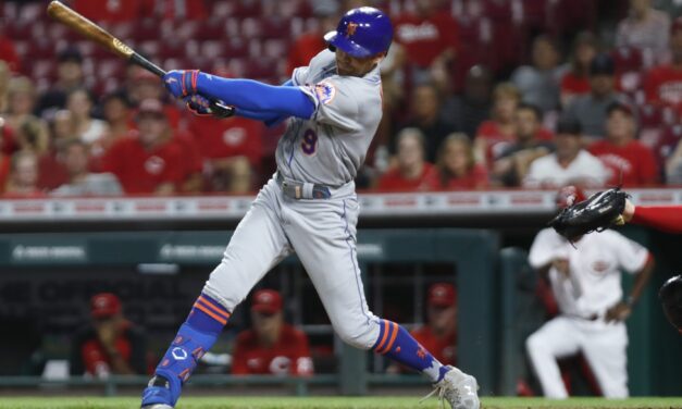 Mets Get Timely Hits in 3-2 Win Over A’s