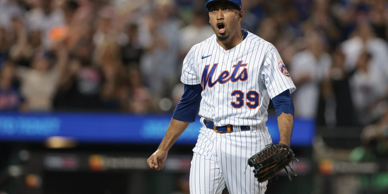 Edwin Diaz Named 2022 Trevor Hoffman NL Reliever Of The Year