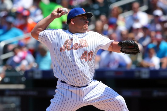 Colon Wins Seventh, Plays Stopper For Mets