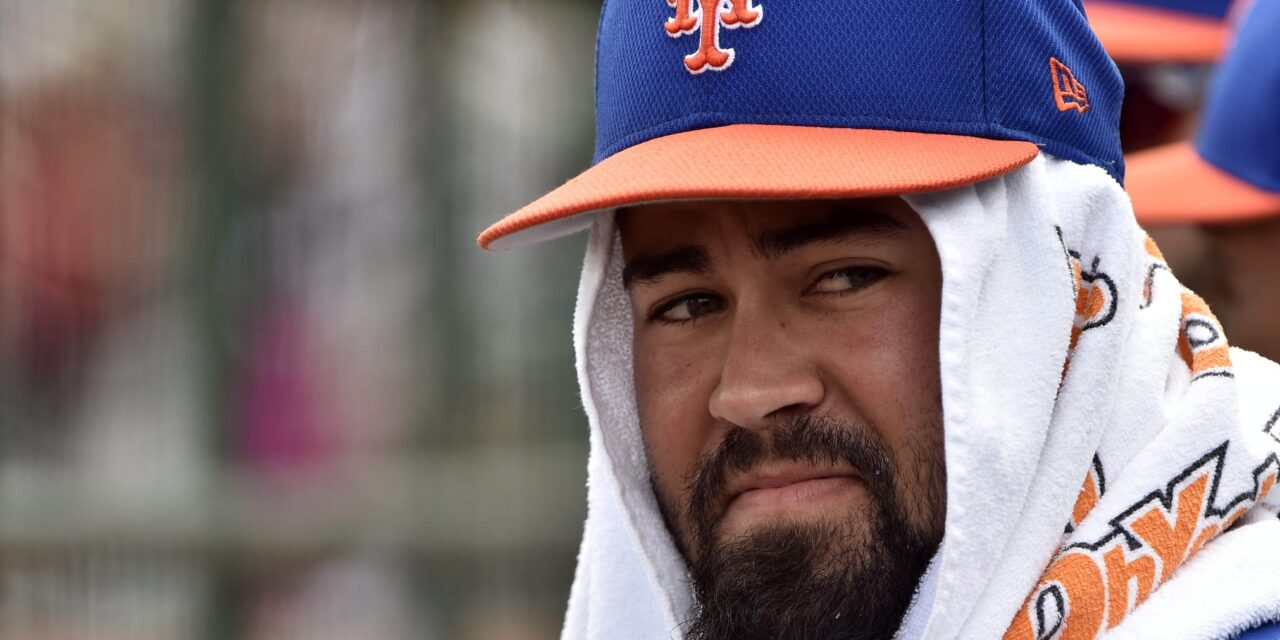 Mets Can’t Capitalize on Phils’ Gaffes, Lose 6-5 in Series Opener