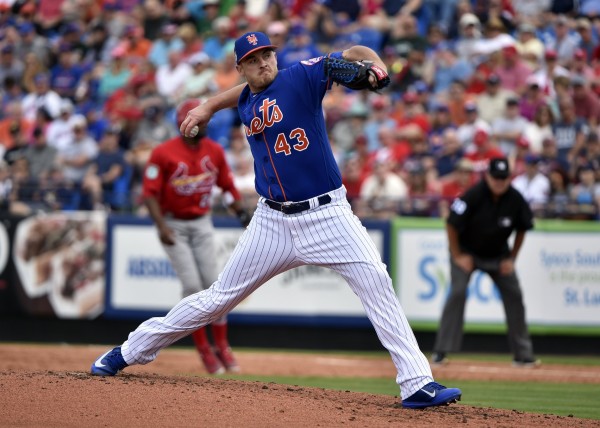 Dodgers Considering Possible Deal For Addison Reed