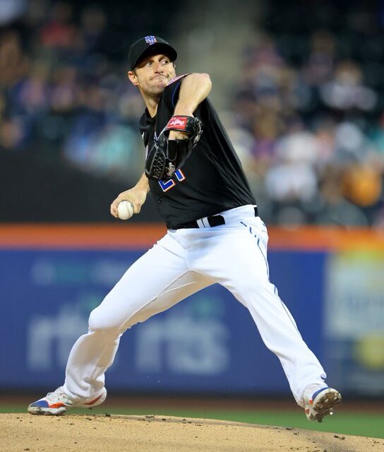 Scherzer Deals But Gets Little Support in 2-1 Loss to Seattle