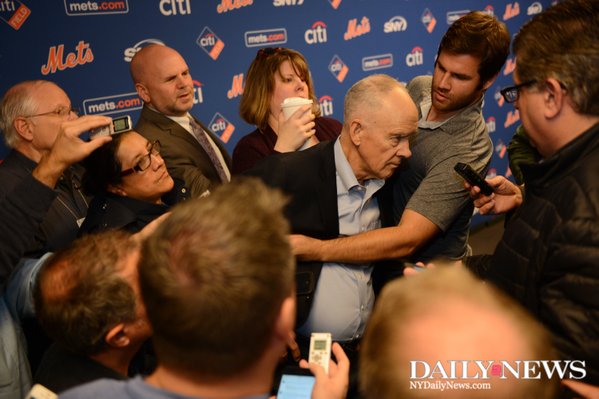 Sandy Alderson Collapsed and Passed Out While Talking To Reporters