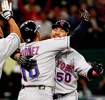 Memorable Mets Moments: Benny Agbayani Slams The Cubs