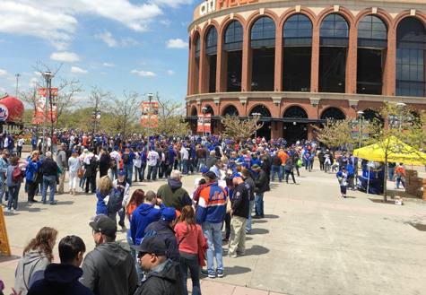 Mets Fans Have Dusted Off Their Gear