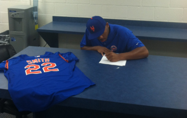 Dominic Smith Thanks Mets Fans, Officially Signs His $2.6 Million Deal