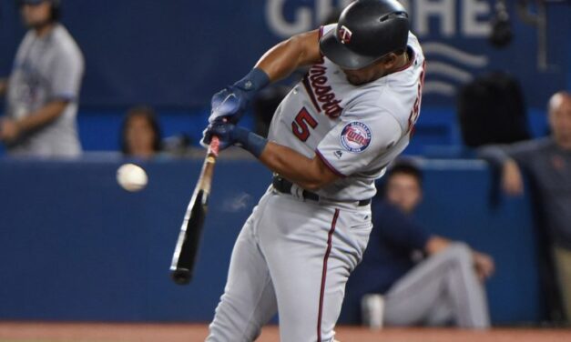 Diamondbacks Close to Acquiring Eduardo Escobar