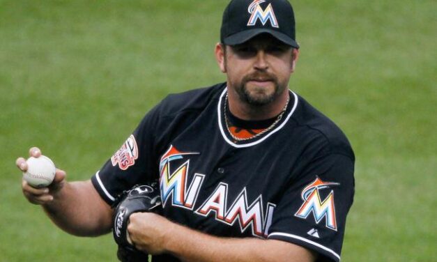 Arizona Acquires Heath Bell From Marlins, Oakland Gets Chris Young