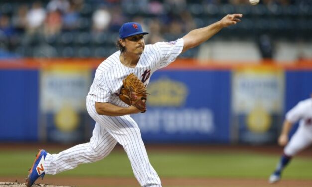 Neon Moment of the Week: Jason Vargas Goes the Distance