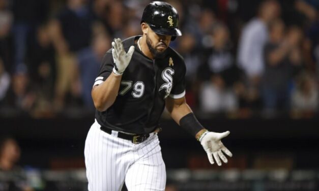 MLB Rumor Roundup: Jose Abreu Signs New Deal With White Sox