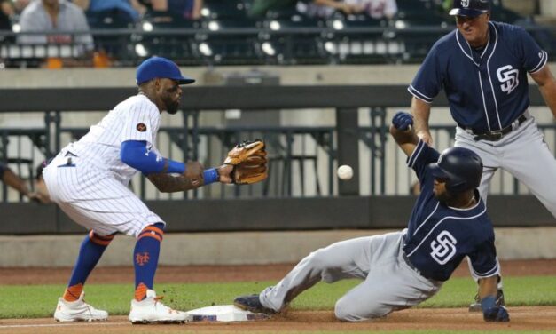 Game Recap: Padres Defeat Mets 3-2 Aided by Fielding Miscues
