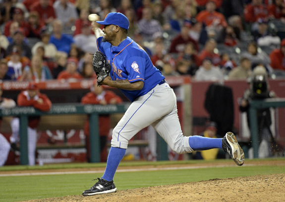 Collins Says Valverde Will Remain Closer