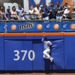 Juan Lagares Announces Retirement