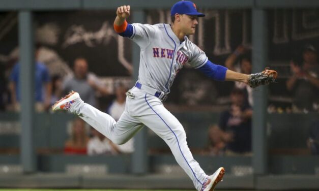 Mets’ Center Field Situation Has Turned Into Worst-Case Scenario