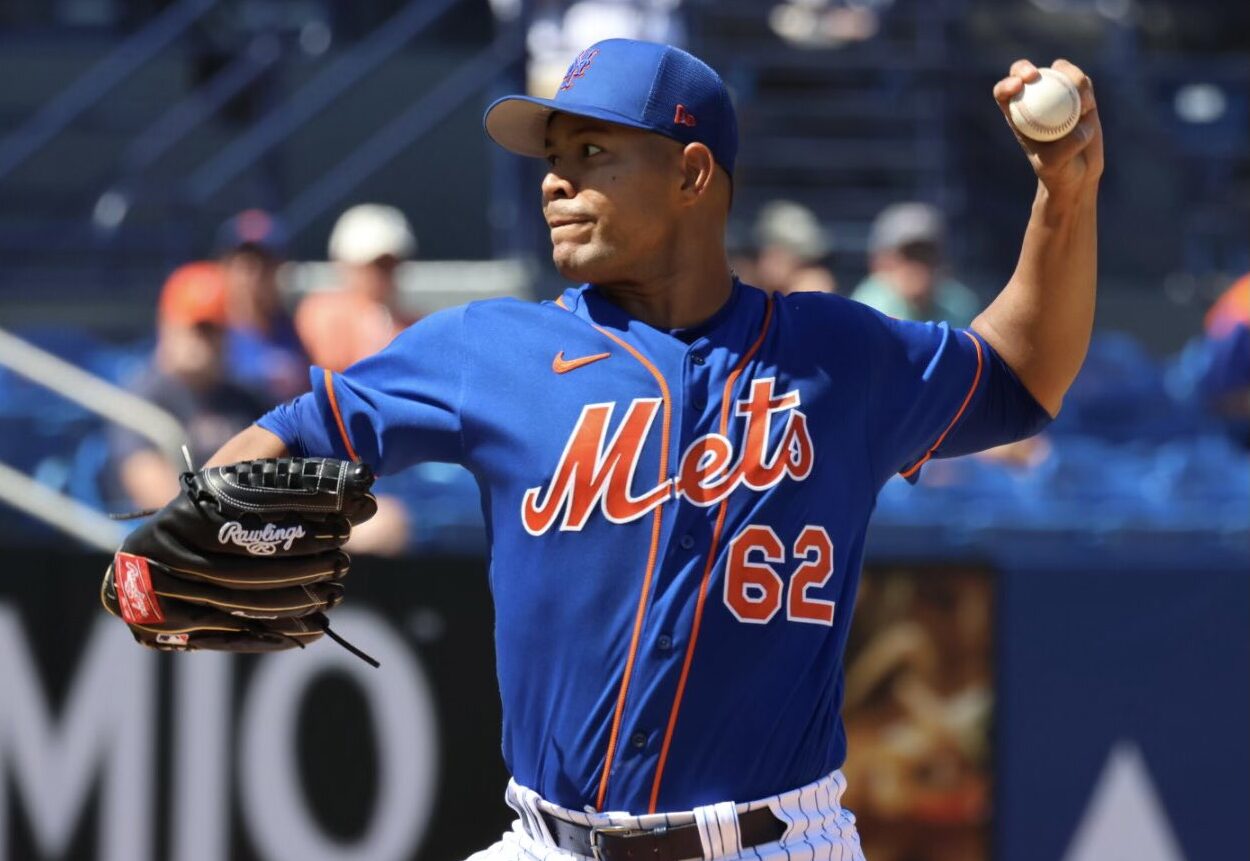 Mets get 2 pitchers from Marlins, cut Dominic Smith