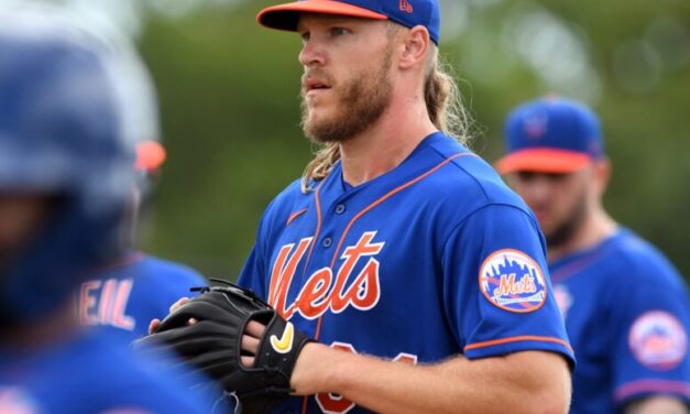 Luis Rojas Impressed With Syndergaard’s First Bullpen of Spring Training