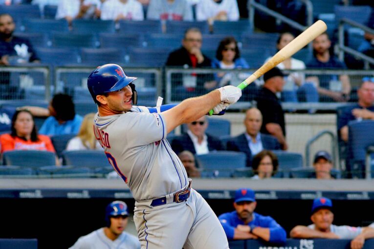 Game Recap: Mets Mash Yankees in Game 2 Win, 10-4