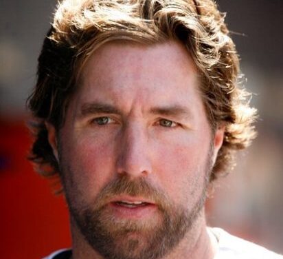If We Are Rebuilding, Why Is R.A. Dickey Still Here In A Sellers Market?