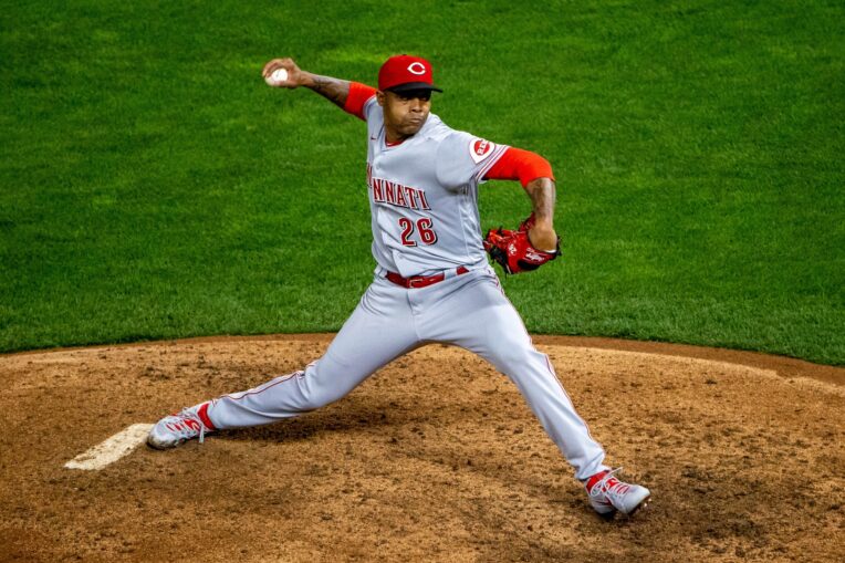 MLB News: Angels Acquire RHP Raisel Iglesias From Reds