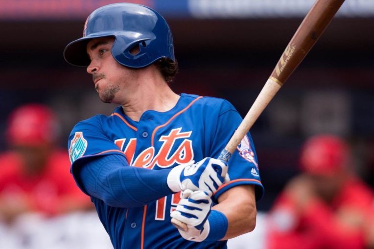 Mets Trade Reynolds to Nationals