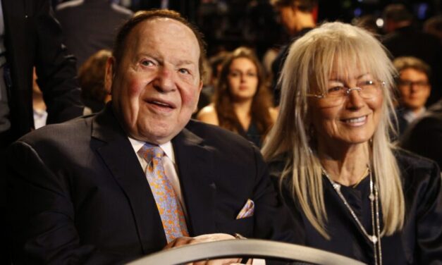 Casino Mogul Revealed as Mystery Bidder