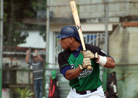 Yoan Moncada To Sign With The Red Sox