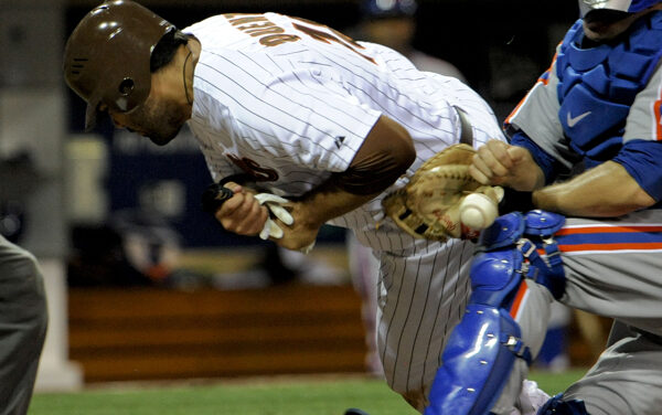 Dickey Denied 15th Win as Ball and Win Slips Out Of Thole’s Hand In Mets 3-1 Loss