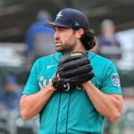 Mariners Trade Robbie Ray to Giants