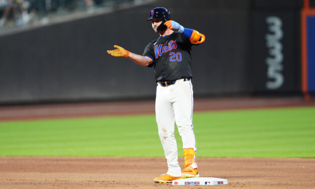 Mets Offense Explodes For 10 Runs, 14 Hits in Friday’s Win